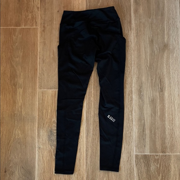 Women’s 5.11 Tactical Black Leggings Size 0 - Picture 3 of 4